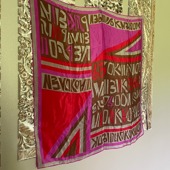 Adrienne Vittadini Geometric Scarf - Picture 2 of 5